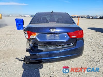 Zdjęcie 6 z 12 samochodu: 2010 KIA OPTIMA LX VIN:KNAGG4A82A5427042 - miniatura