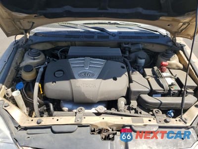 Zdjęcie 11 z 12 samochodu: 2005 KIA RIO BASE VIN:KNADC125556399027 - miniatura