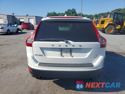 Zdjęcie 6 z 13 samochodu: 2010 VOLVO XC60 T6 VIN:YV4992DZ7A2065903 - miniatura