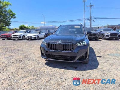 Piąte zdjęcie samochodu w środku: 2026 BMW X1 XDRIVE28I VIN:WBX73EF06T5599183 - miniatura