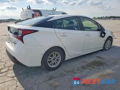 Trzecie zdjęcie samochodu z tyłu: 2021 TOYOTA PRIUS LE VIN:JTDKAMFU2M3148551 - miniatura