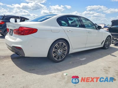 Trzecie zdjęcie samochodu z tyłu: 2017 BMW 540 VIN:WBAJE5C38HG915879 - miniatura