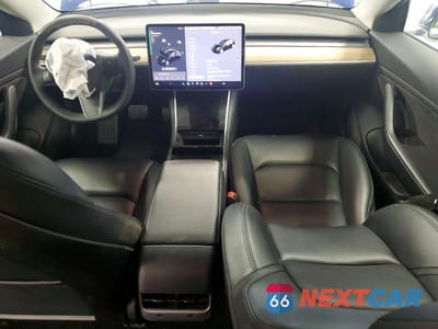 Zdjęcie 8 z 12 samochodu: 2018 TESLA MODEL 3 VIN:5YJ3E1EA0JF008155 - miniatura