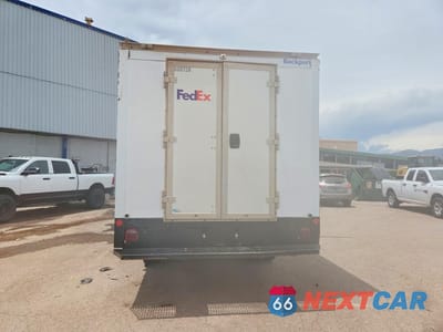 Zdjęcie 6 z 13 samochodu: 2023 GMC SIERRA K35 - BOX TRUCK VIN:1GD39SE73PF230946 - miniatura