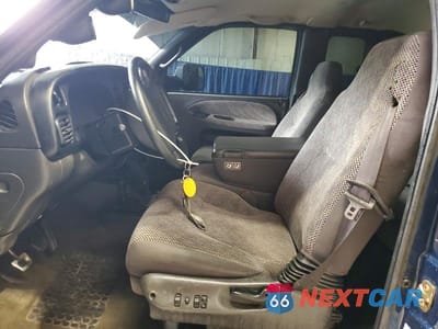 Zdjęcie 7 z 12 samochodu: 2001 DODGE RAM 2500 VIN:1B7KF23671J291661 - miniatura