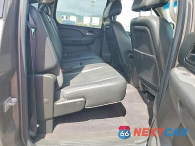 Zdjęcie 11 z 14 samochodu: 2014 CHEVROLET SILVERADO K3500 LTZ VIN:1GC4K1E80EF116593 - miniatura