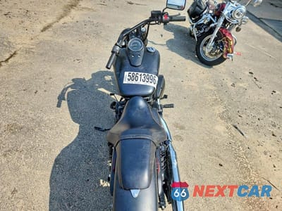 Zdjęcie 6 z 9 samochodu: 2023 HONDA VT750 C2B VIN:JH2RC5373PK300318 - miniatura