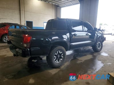 Trzecie zdjęcie samochodu z tyłu: 2020 TOYOTA TACOMA SR V6 VIN:3TMCZ5AN2LM359796 - miniatura