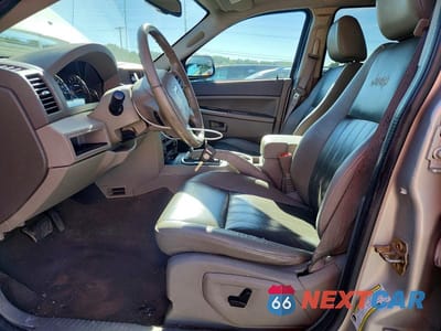 Zdjęcie 7 z 13 samochodu: 2007 JEEP GRAND CHEROKEE LAREDO VIN:1J8GR48K47C607232 - miniatura