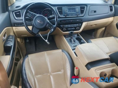 Zdjęcie 8 z 13 samochodu: 2016 KIA SEDONA LX VIN:KNDMB5C18G6213489 - miniatura