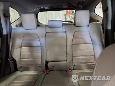 Zdjęcie 10 z 13 samochodu: 2018 HONDA CR-V TOURING VIN:5J6RW2H96JL031610 - miniatura