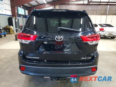 Zdjęcie 6 z 13 samochodu: 2017 TOYOTA HIGHLANDER XLE VIN:5TDJZRFH0HS455564 - miniatura