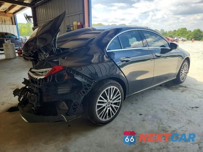 Trzecie zdjęcie samochodu z tyłu: 2022 MERCEDES-BENZ CLA 250 4MATIC VIN:W1K5J4HB3NN286135 - miniatura