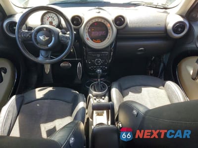 Zdjęcie 8 z 12 samochodu: 2012 MINI COOPER S COUNTRYMAN VIN:WMWZC5C51CWL57818 - miniatura