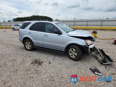 Czwarte zdjęcie samochodu z boku: 2006 KIA SORENTO LX VIN:KNDJC733365563100 - miniatura