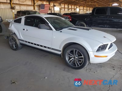 Czwarte zdjęcie samochodu z boku: 2006 FORD MUSTANG VIN:1ZVFT80N165201930 - miniatura