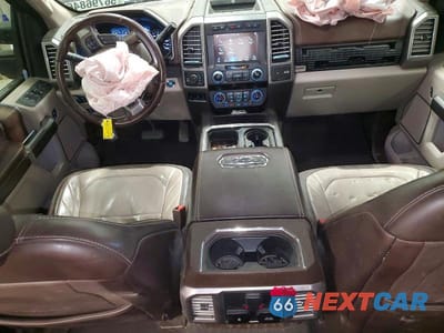 Zdjęcie 8 z 13 samochodu: 2019 FORD F350 SUPER DUTY VIN:1FT8W3BT8KEF13402 - miniatura