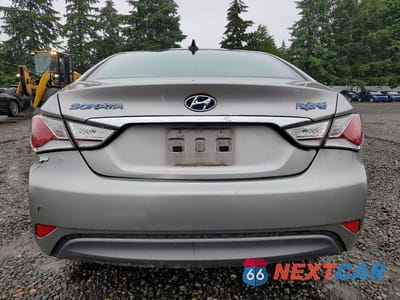 Zdjęcie 6 z 13 samochodu: 2011 HYUNDAI SONATA HYBRID VIN:KMHEC4A47BA015528 - miniatura