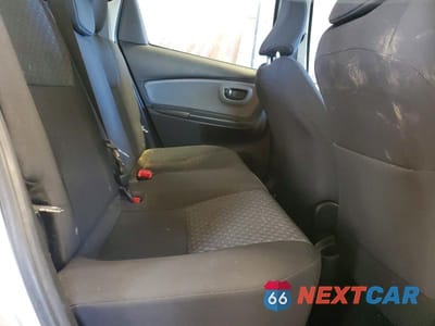 Zdjęcie 10 z 13 samochodu: 2016 TOYOTA YARIS 5-DOOR L VIN:VNKKTUD39GA058714 - miniatura