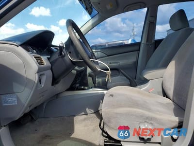 Zdjęcie 7 z 12 samochodu: 2004 MITSUBISHI LANCER ES VIN:JA3AJ26E64U016667 - miniatura