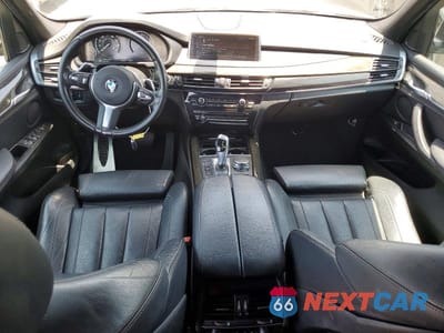 Zdjęcie 8 z 13 samochodu: 2017 BMW X5 XDR40E VIN:5UXKT0C31H0V95313 - miniatura