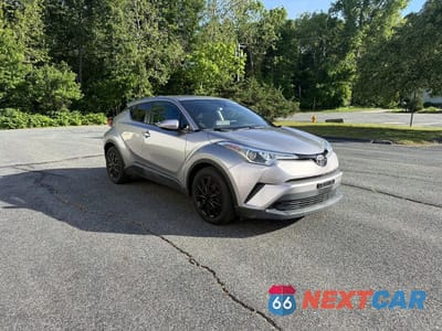 2019 TOYOTA C-HR LE NMTKHMBXXKR067772 - główne zdjęcie licytacji z USA - miniatura
