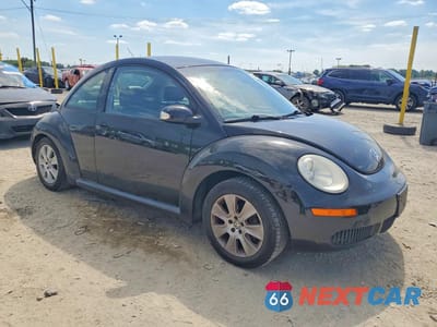 Czwarte zdjęcie samochodu z boku: 2008 VOLKSWAGEN BEETLE VIN:3VWPG31C18M502364 - miniatura