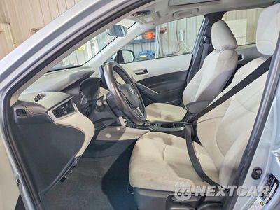 Zdjęcie 7 z 13 samochodu: 2024 TOYOTA COROLLA CROSS LE VIN:7MUBAAAG9RV072757 - miniatura