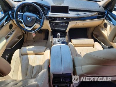 Zdjęcie 8 z 13 samochodu: 2015 BMW X5 XDRIVE35I VIN:5UXKR0C55F0K53151 - miniatura