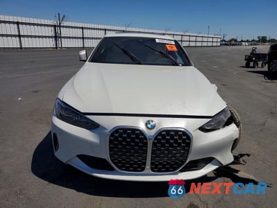 Piąte zdjęcie samochodu w środku: 2022 BMW 430I VIN:WBA53AP09NCK33340 - miniatura