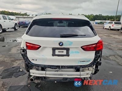 Zdjęcie 6 z 14 samochodu: 2021 BMW X1 SDRIVE28I VIN:WBXJG7C05M5S05149 - miniatura