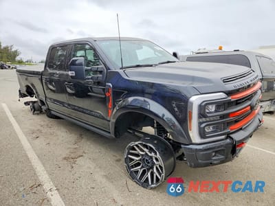Czwarte zdjęcie samochodu z boku: 2025 FORD F250 SUPER DUTY VIN:1FT8W2BM2SEC35471 - miniatura