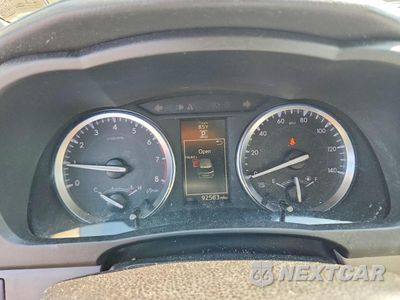 Zdjęcie 9 z 12 samochodu: 2016 TOYOTA HIGHLANDER XLE VIN:5TDJKRFH9GS300014 - miniatura