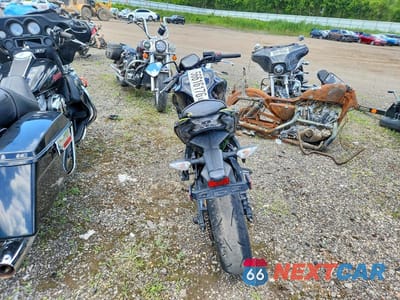 Czwarte zdjęcie samochodu z boku: 2020 KAWASAKI ER650 L VIN:ML5EREL12LDA05269 - miniatura