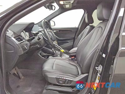 Zdjęcie 7 z 13 samochodu: 2020 BMW X1 XDRIVE28I VIN:WBXJG9C08L5P87340 - miniatura