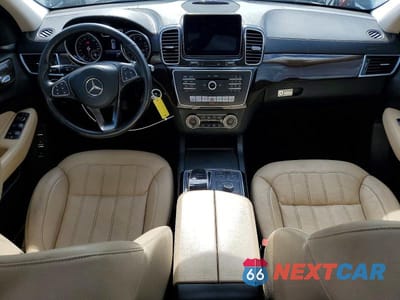 Zdjęcie 8 z 13 samochodu: 2019 MERCEDES-BENZ GLS 450 4MATIC VIN:4JGDF6EEXKB225973 - miniatura