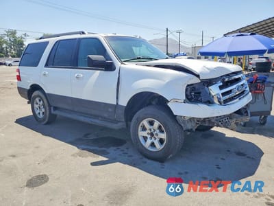 Czwarte zdjęcie samochodu z boku: 2011 FORD EXPEDITION XL VIN:1FMJU1G54BEF36628 - miniatura