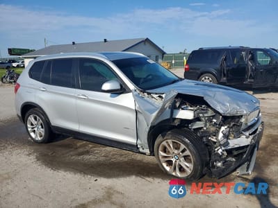 Czwarte zdjęcie samochodu z boku: 2016 BMW X3 XDRIVE35I VIN:5UXWX7C59G0R16612 - miniatura