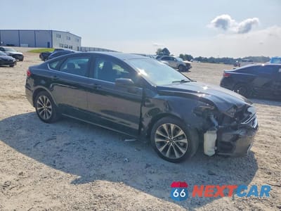 Czwarte zdjęcie samochodu z boku: 2019 FORD FUSION SE VIN:3FA6P0T95KR270575 - miniatura