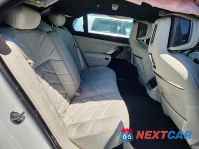 Zdjęcie 10 z 13 samochodu: 2024 BMW 760 XI VIN:WBA33EJ06RCR05870 - miniatura