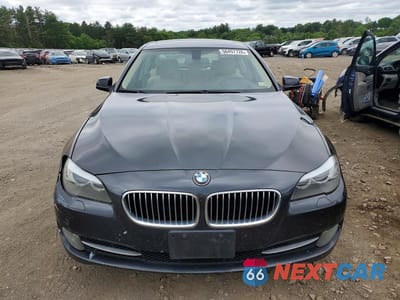 Piąte zdjęcie samochodu w środku: 2013 BMW 528 XI VIN:WBAXH5C59DDW12950 - miniatura