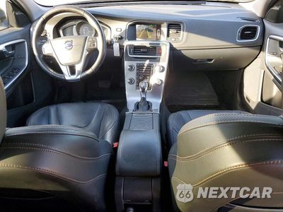 Zdjęcie 8 z 12 samochodu: 2018 VOLVO V60 CROSS COUNTRY PREMIER VIN:YV440MWK3J2047723 - miniatura