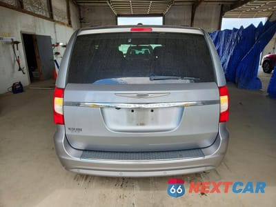 Zdjęcie 6 z 13 samochodu: 2015 CHRYSLER TOWN & COUNTRY TOURING L VIN:2C4RC1CG4FR506488 - miniatura