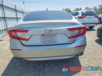 Zdjęcie 6 z 12 samochodu: 2018 HONDA ACCORD SPORT VIN:1HGCV2F33JA053462 - miniatura