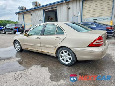 Drugie zdjęcie samochodu z przodu: 2003 MERCEDES-BENZ C 240 VIN:WDBRF61J23A405676 - miniatura