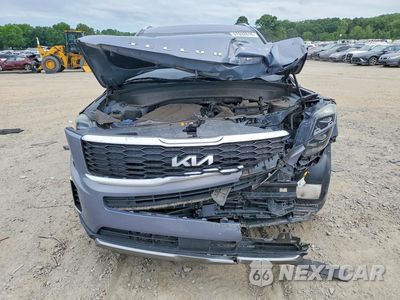 Piąte zdjęcie samochodu w środku: 2022 KIA TELLURIDE S VIN:5XYP64HC4NG241354 - miniatura