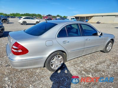 Trzecie zdjęcie samochodu z tyłu: 2003 MERCEDES-BENZ E 320 VIN:WDBUF65J73A220317 - miniatura