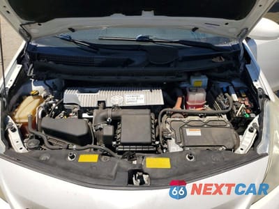 Zdjęcie 11 z 13 samochodu: 2014 TOYOTA PRIUS V THREE VIN:JTDZN3EU5E3312732 - miniatura