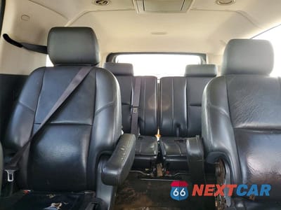 Zdjęcie 10 z 13 samochodu: 2012 GMC YUKON XL DENALI VIN:1GKS1MEFXCR234824 - miniatura
