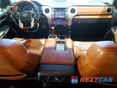 Zdjęcie 8 z 12 samochodu: 2015 TOYOTA TUNDRA 1794 EDITION VIN:5TFAY5F1XFX443654 - miniatura